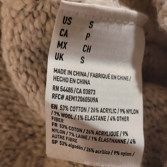 American Eagle Outfitters Small Sweater - Picture 9 of 9